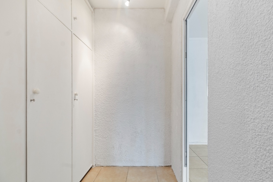 To Let 0 Bedroom Property for Rent in Mouille Point Western Cape